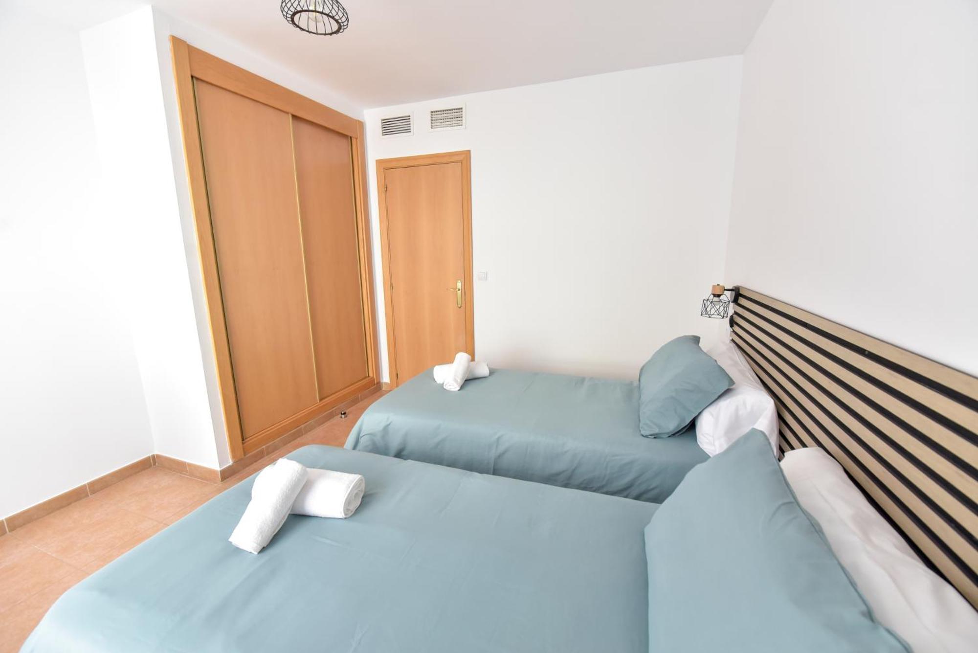New Premium Apartment - Free Parking & Pools La Algaba エクステリア 写真