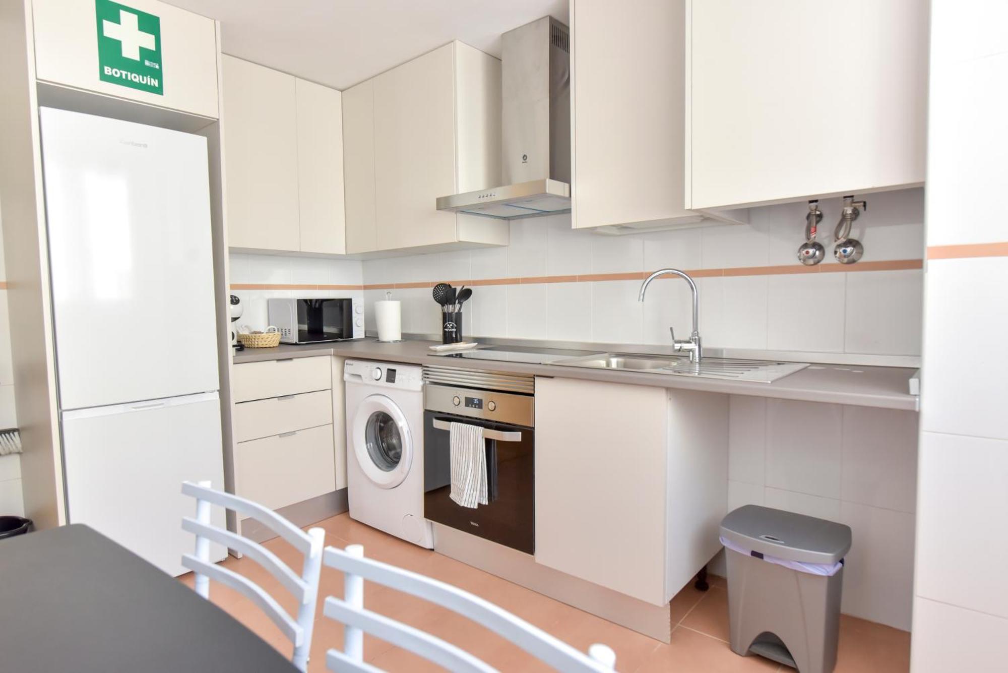 New Premium Apartment - Free Parking & Pools La Algaba エクステリア 写真