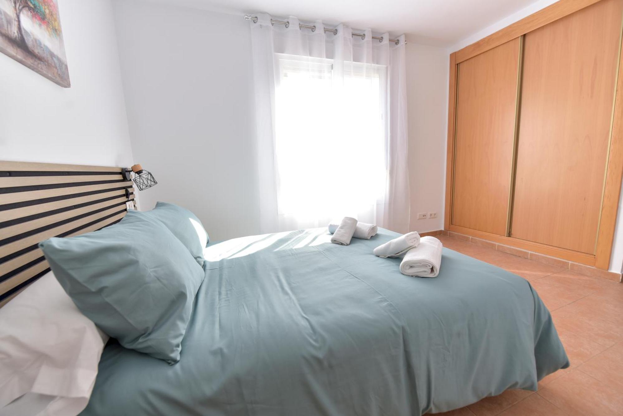 New Premium Apartment - Free Parking & Pools La Algaba エクステリア 写真