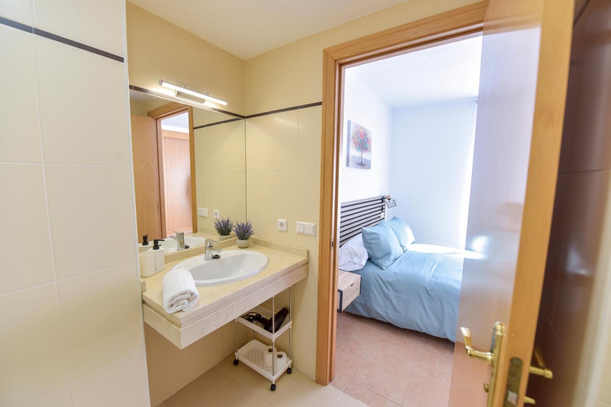 New Premium Apartment - Free Parking & Pools La Algaba エクステリア 写真